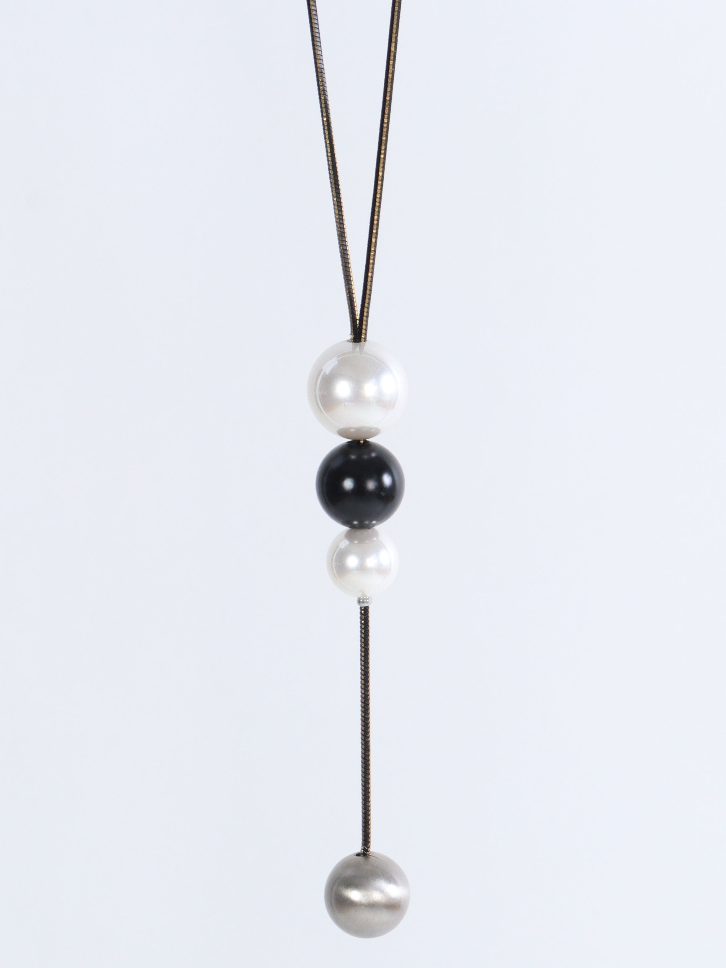 Nekane - Fin kedja med 4 stora pärlor